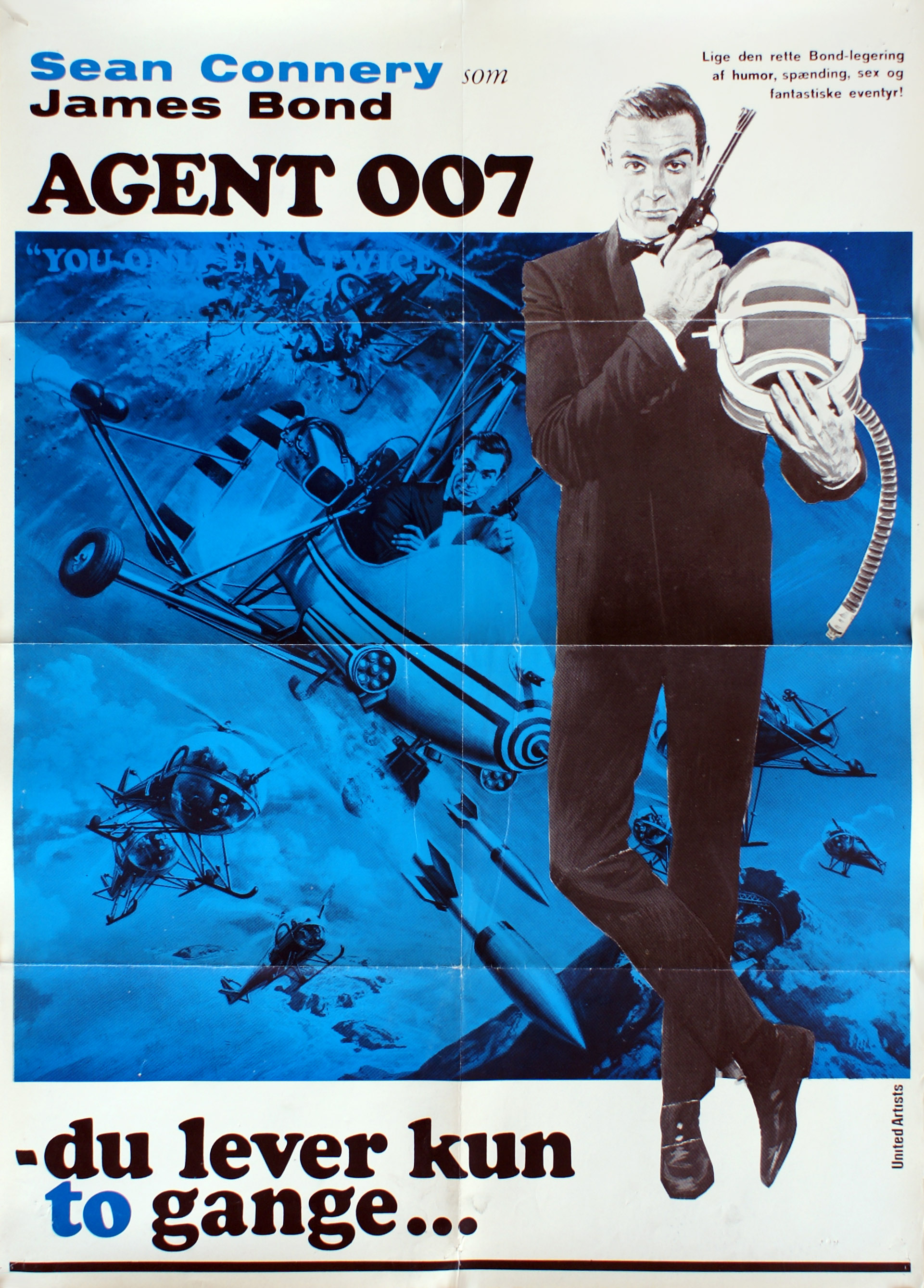 Agent 007 - du lever kun to gange - DK plakat med blå staffage